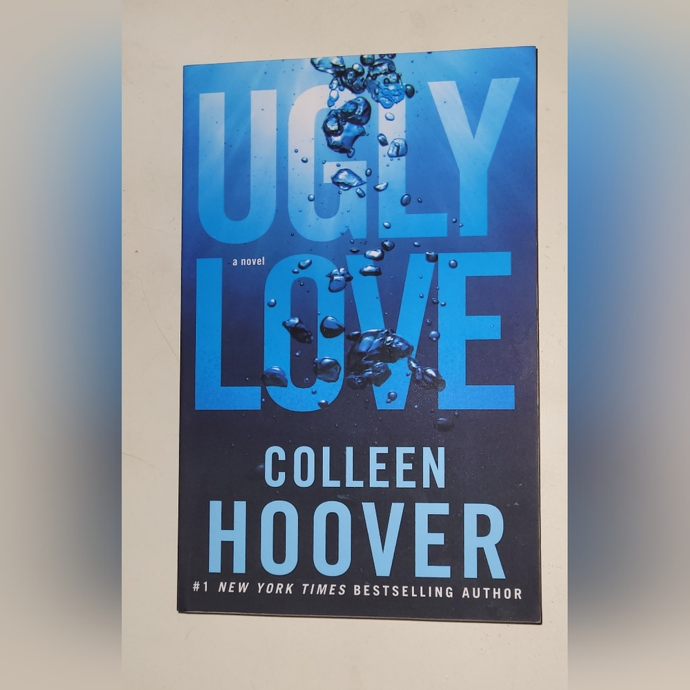 Colleen Hoover Book